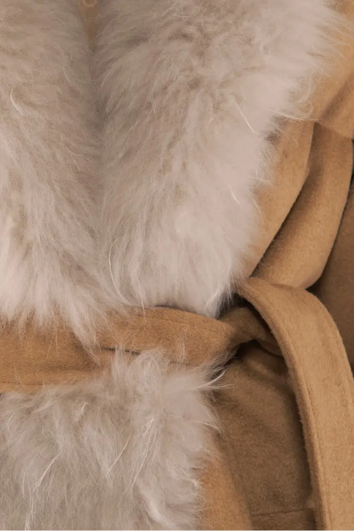 Женский пуховик из кашемира LoroPiana и мохера - фото 7