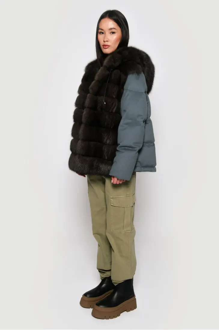 Короткий синий пуховик из кашемира Loropiana с темным соболиным мехом - фото 3