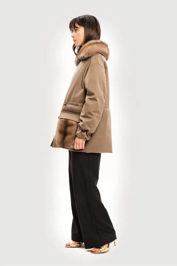 Коричневый пуховик из кашемира Loropiana с воротником соболя - фото 2