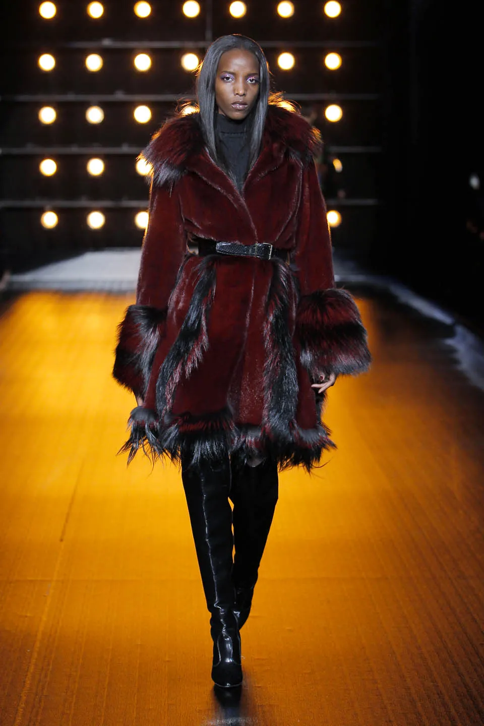 Показ в Милане FW18/19. Fashion show
