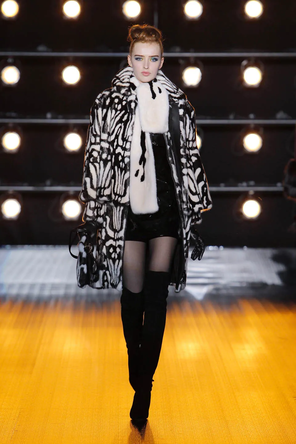 Показ в Милане FW18/19. Fashion show