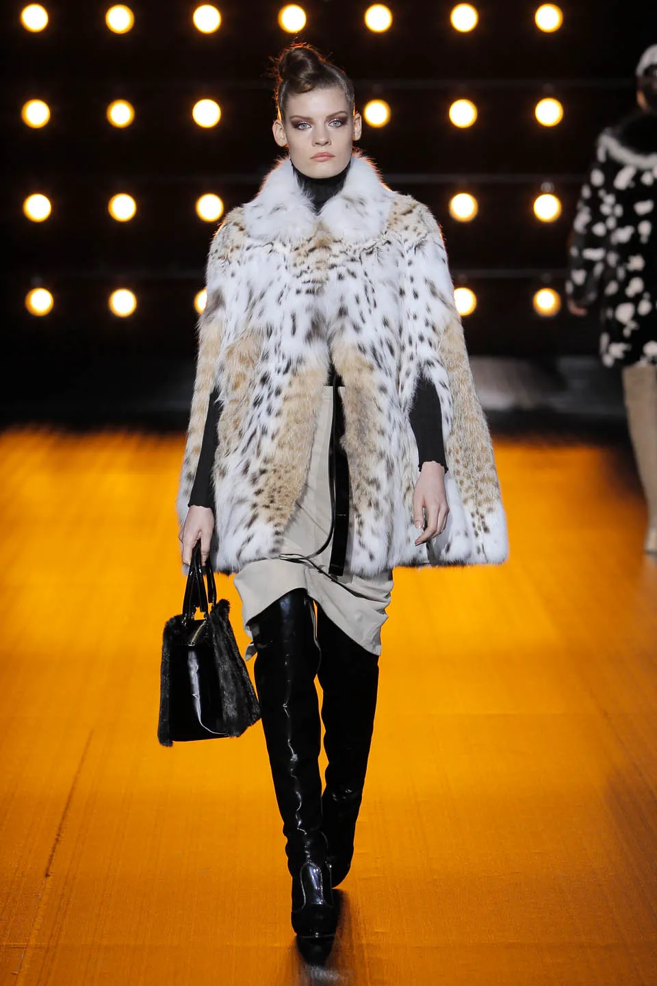 Показ в Милане FW18/19. Fashion show
